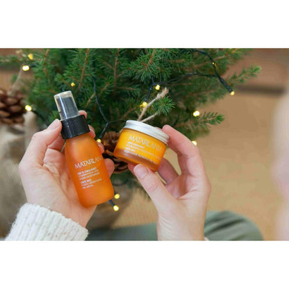 Zestaw upominkowy do skóry mieszanej Sol&Luna: fluid 60 ml + nawilżający krem odżywczy 30 ml Matarrania