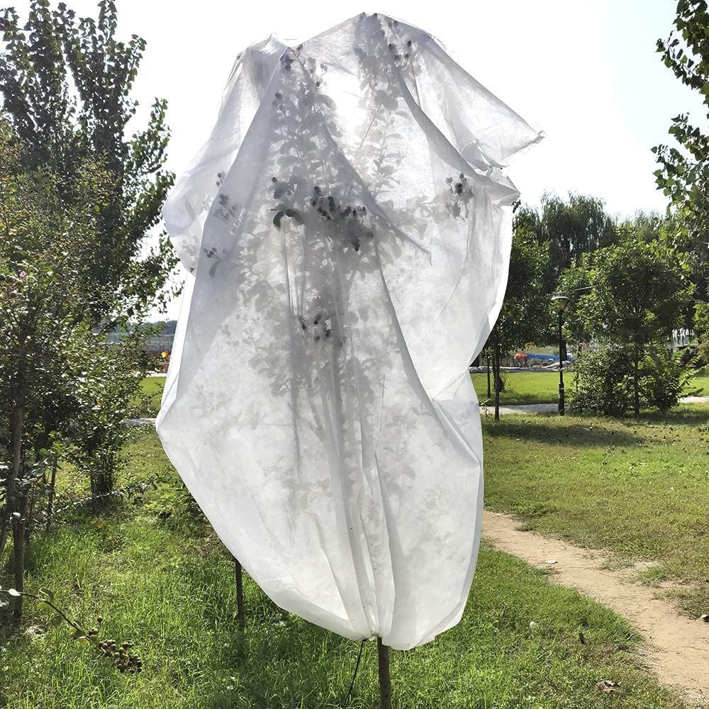 Beschermende antivrieskap met trekkoord 30 g/m2 Biotop