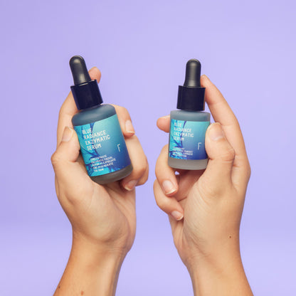 Minigröße – Blue Radiance Enzymatic Serum (15 ml)