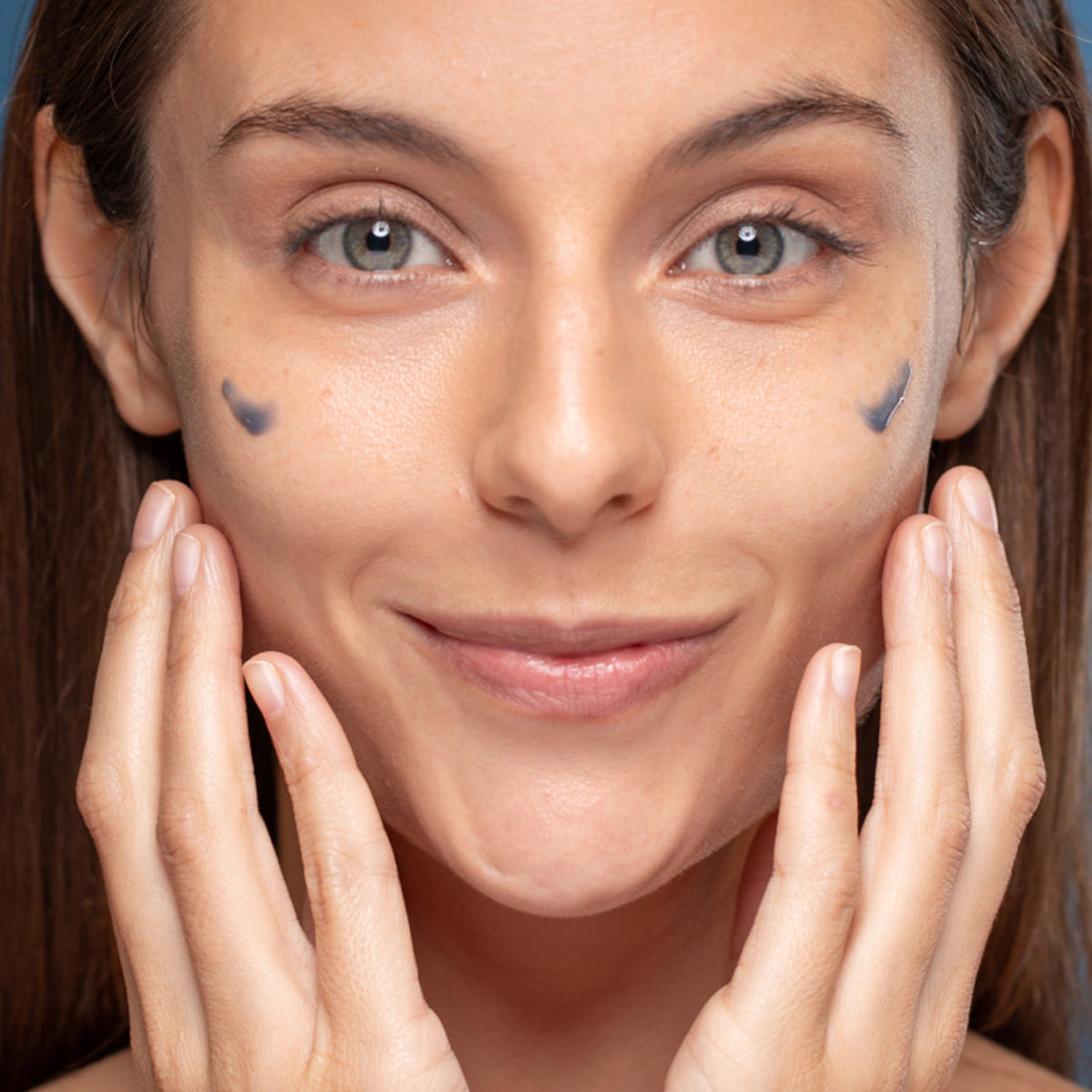 Minigröße – Blue Radiance Enzymatic Serum (15 ml)