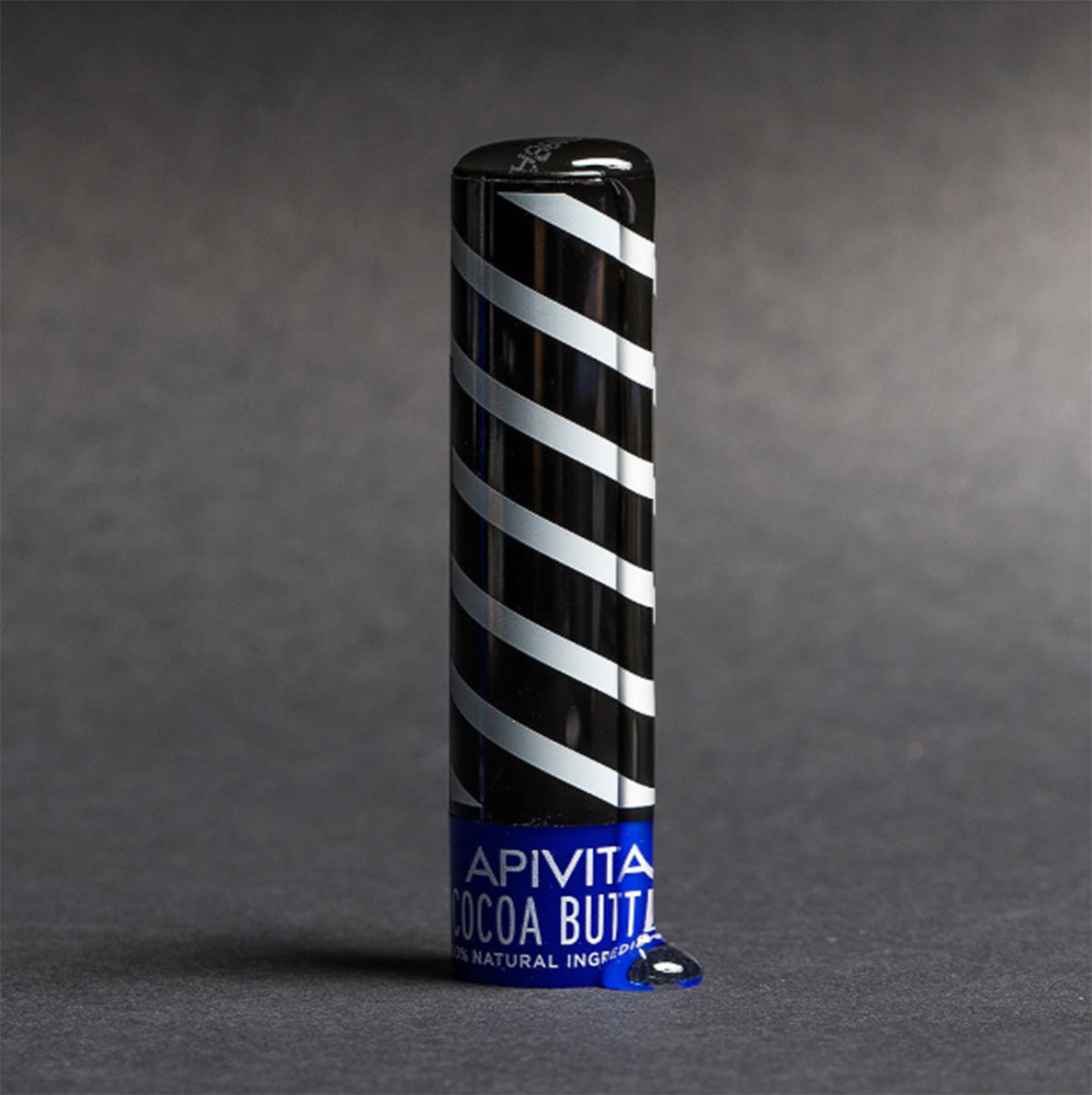 Zestaw Krem do rąk z dziurawcem 50 ml + Pomadka do ust z masłem kakaowym 4,4 g