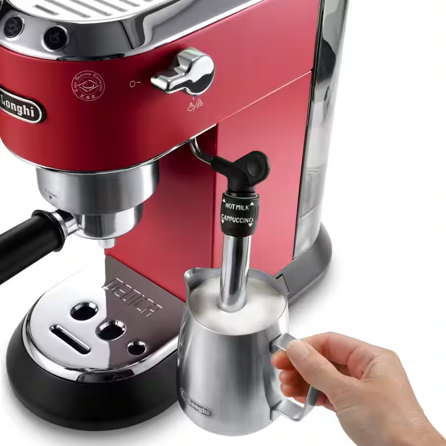 Delonghi Dedica Style Handmatige espressomachine en cappuccinatore EC685.R rood