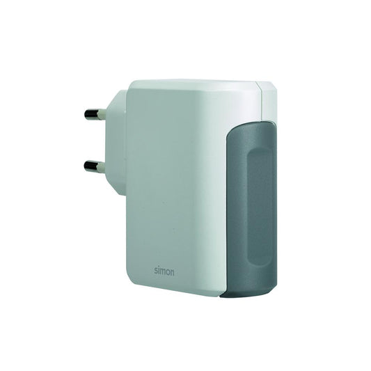 2 USB charger, 24.0W max. Simon